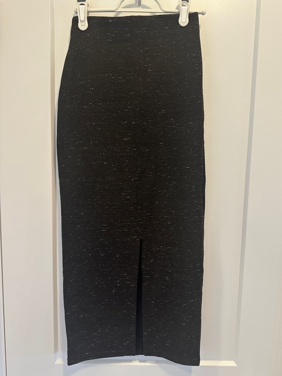 Wilfred Dresses & Skirts - Aritzia Wilfred Heathered Black Pencil Skirt With Front Slit Size XXS Women’s